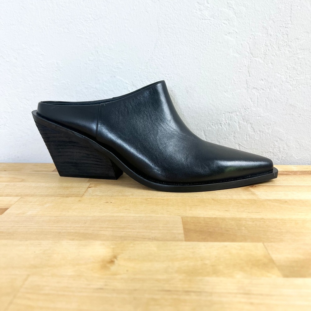Seychelles Mules Pointed Toe Boots Size 8 Black Leather Slip On Heeled